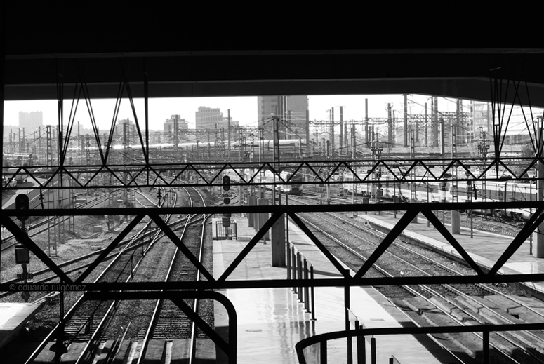 Vías de ferrocarril en la estación de Atocha, Madrid