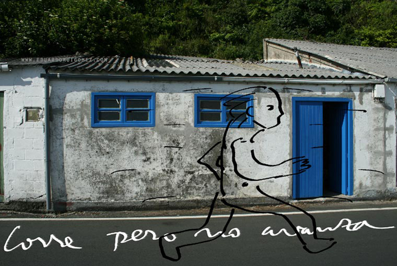 El dibujo de un hombre corriendo en la calle. Al fondo se ve una casita blanca y azul junto a la carrtetera.